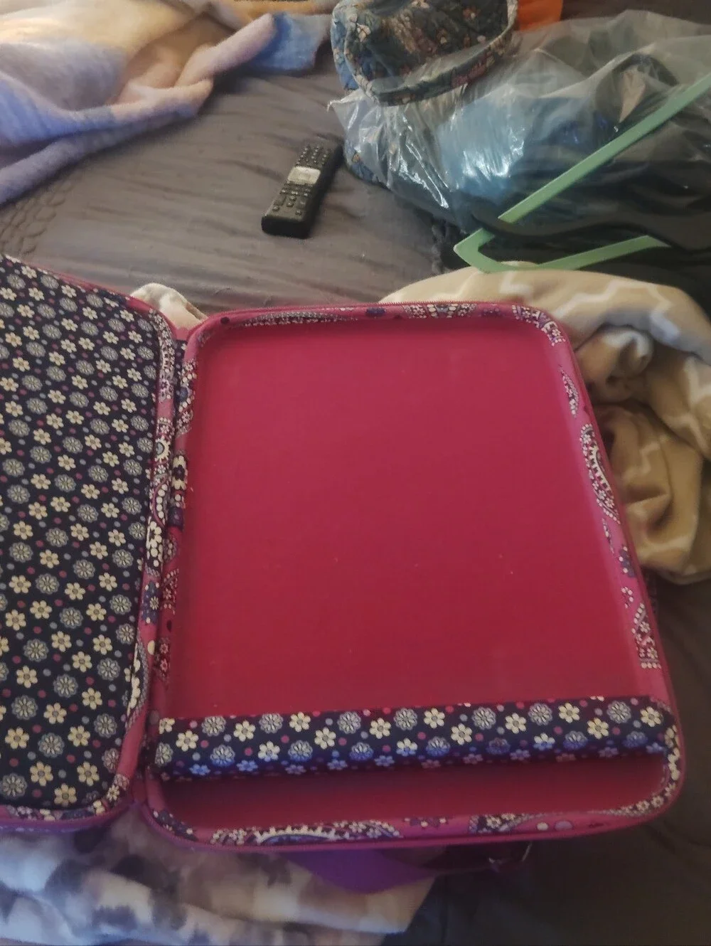 VERA BRADLEY Paisley Laptop Case